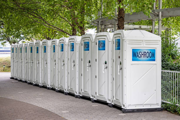 Best Portable restroom trailer rental  in Wilmington Manor, DE